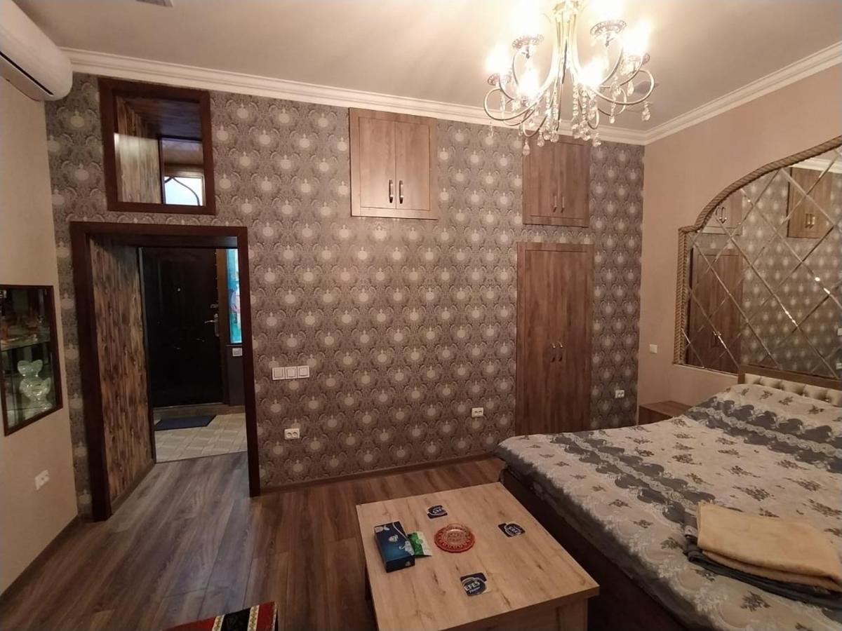 Apartament Oriental Tale In Old Cyti Baku Exteriör bild