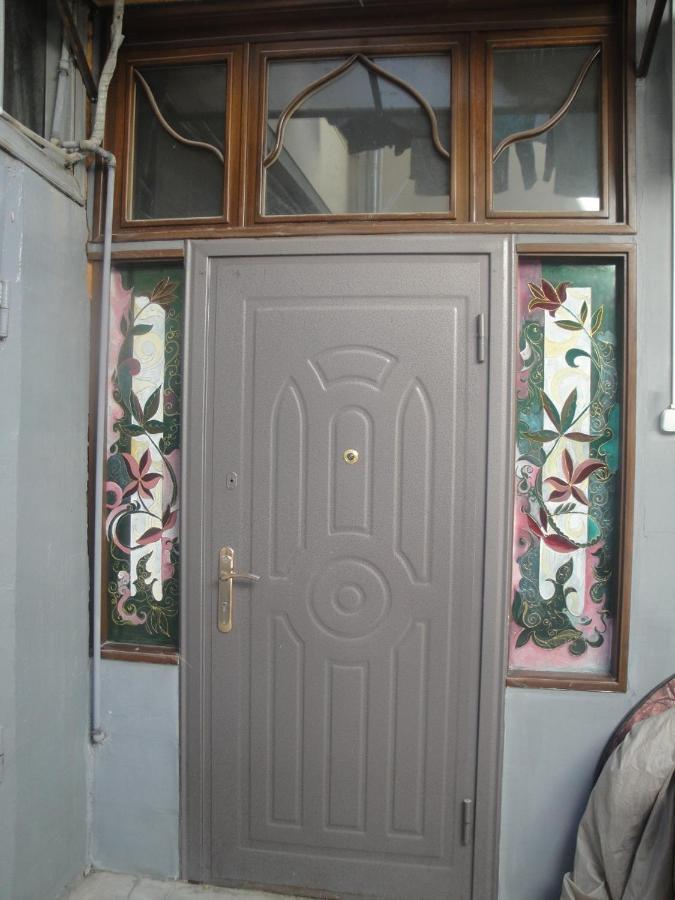 Apartament Oriental Tale In Old Cyti Baku Exteriör bild